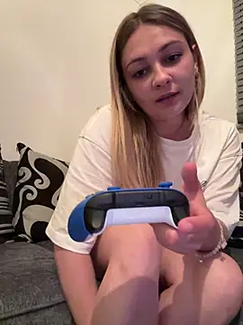 Snapshot of skyemorgan01 chatting on May 2026 11:20:01 PM skyemorgan01 online show from May 2026 11:20:01 PM