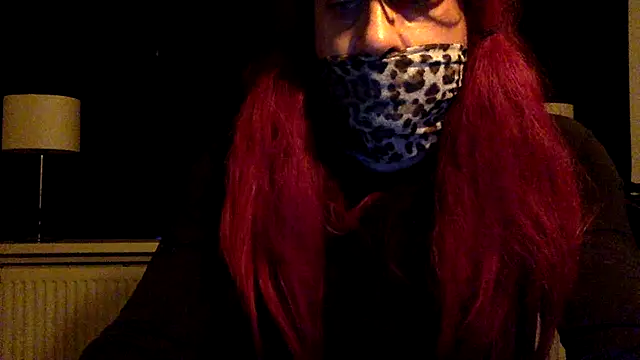 Snapshot of Bleueyez007 chatting on November 2025 03:38:02 PM Bleueyez007 online show from November 2025 03:38:02 PM