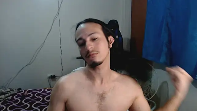 Snapshot of cholitohermoso chatting on March 2025 01:45:01 AM cholitohermoso online show from March 2025 01:45:01 AM