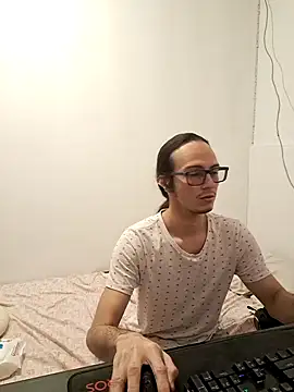 cholitohermoso online show from November 2025 12:53:02 AM