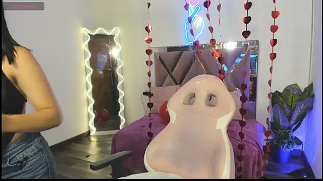 LUDO KITTY TAY online show from February 2025 03:20:01 AM