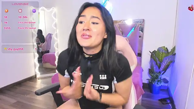 LUDO KITTY TAY online show from February 2025 05:31:01 AM