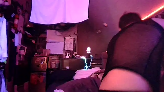 Sk00byJaXxX212 online show from October 2025 09:06:02 AM