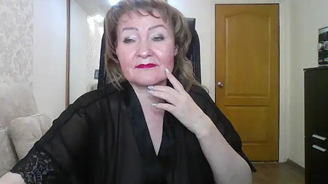 Snapshot of Victoria_secrets_ chatting on February 2025 01:15:02 PM Victoria secrets online show from February 2025 01:15:02 PM