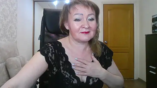 Snapshot of Victoria_secrets_ chatting on February 2025 12:25:02 PM Victoria secrets online show from February 2025 12:25:02 PM