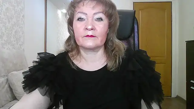 Snapshot of Victoria_secrets_ chatting on March 2025 06:46:01 AM Victoria secrets online show from March 2025 06:46:01 AM