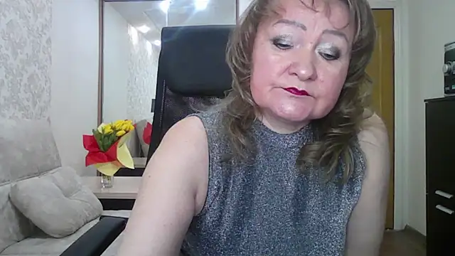 Snapshot of Victoria_secrets_ chatting on March 2025 02:53:02 PM Victoria secrets online show from March 2025 02:53:02 PM