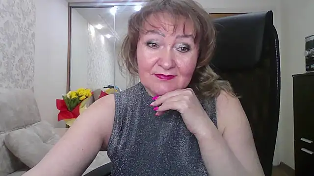 Snapshot of Victoria_secrets_ chatting on March 2025 05:58:01 PM Victoria secrets online show from March 2025 05:58:01 PM