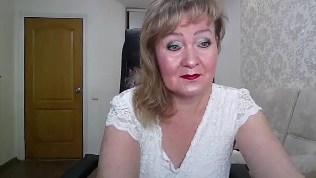 Snapshot of Victoria_secrets_ chatting on September 2025 11:43:01 AM Victoria secrets online show from September 2025 11:43:01 AM