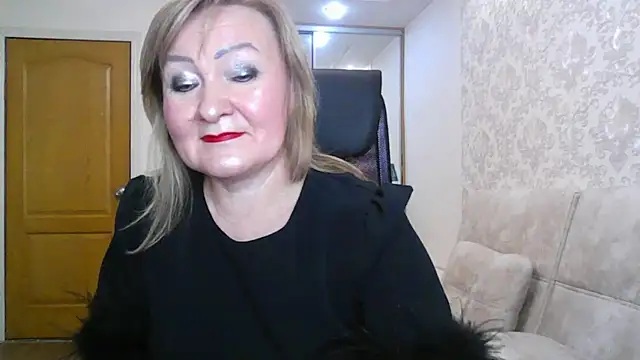 Snapshot of Victoria_secrets_ chatting on October 2025 02:17:02 PM Victoria secrets online show from October 2025 02:17:02 PM