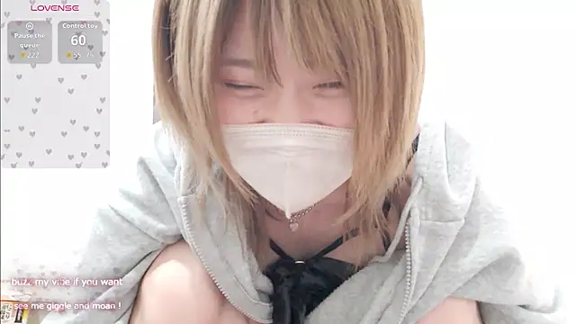 Snapshot of FUYU_rain chatting on April 2026 01:30:01 AM FUYU rain online show from April 2026 01:30:01 AM