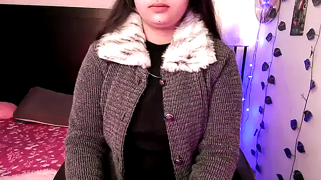 Snapshot of megancatluna chatting on January 2026 07:11:02 AM megancatluna online show from January 2026 07:11:02 AM