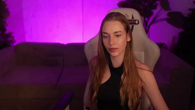 Snapshot of Layla_Sweet_ chatting on January 2026 03:32:01 AM Layla Sweet online show from January 2026 03:32:01 AM