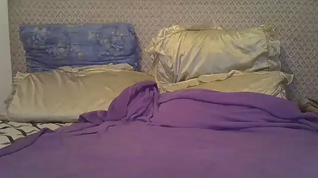 ChloeBab online show from December 2025 01:50:02 PM