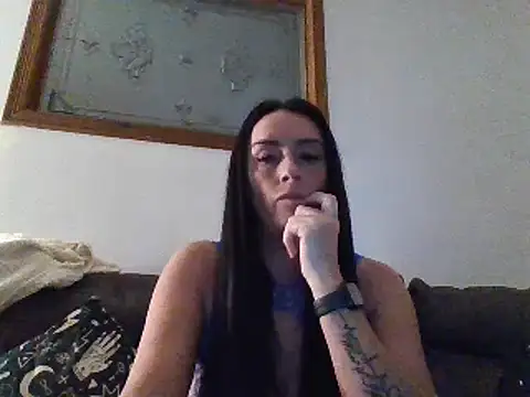 Layla Gilf Mae online show from February 2025 08:16:02 PM