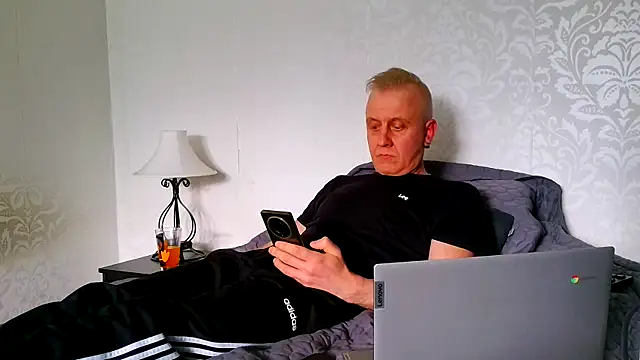 Snapshot of Teemu chatting on June 2026 03:05:02 PM Teemu online show from June 2026 03:05:02 PM