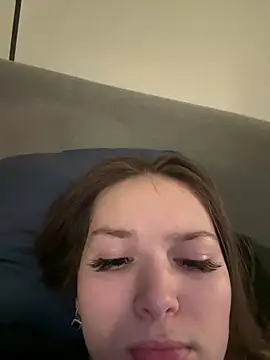 -Amora online show from February 2026 12:12:01 PM