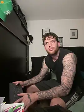 Snapshot of arnold_bekam chatting on February 2025 11:20:01 AM arnold bekam online show from February 2025 11:20:01 AM