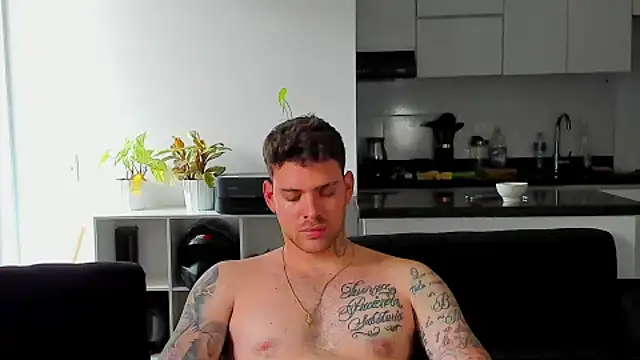 Snapshot of arnold_bekam chatting on September 2025 10:35:02 PM arnold bekam online show from September 2025 10:35:02 PM