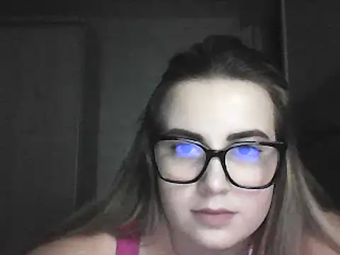 Snapshot of GoddessTenderness chatting on February 2025 04:10:02 PM GoddessTenderness online show from February 2025 04:10:02 PM