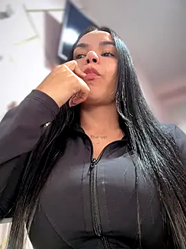 Naatalia online show from October 2025 09:37:02 PM