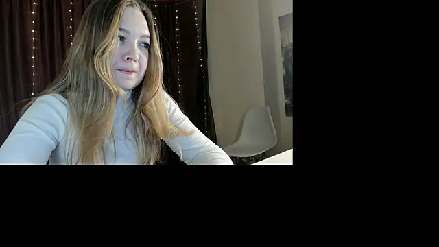 Snapshot of GeorginaCleverley chatting on March 2025 09:10:02 AM GeorginaCleverley online show from March 2025 09:10:02 AM