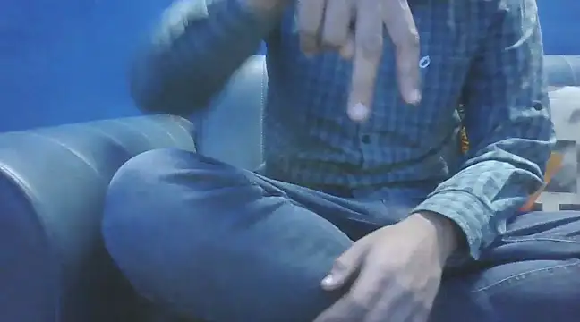 love me you online show from February 2025 02:44:02 PM