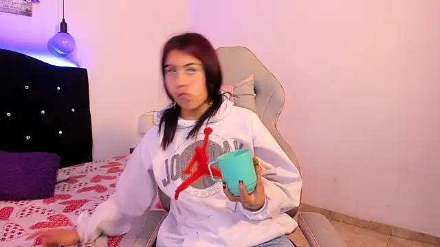 Melany  dreams online show from February 2025 04:56:02 PM