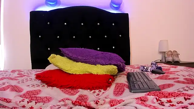 Melany  dreams online show from March 2025 06:27:01 AM