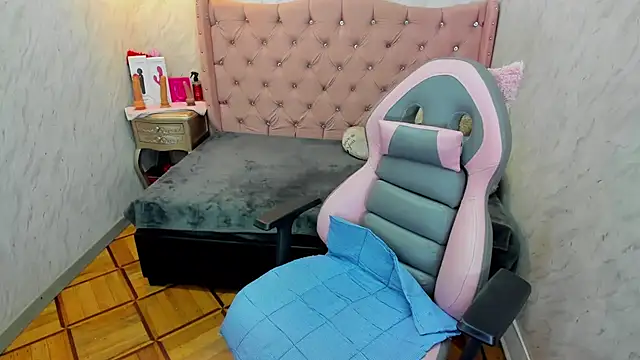 Snapshot of Lianngrace chatting on February 2026 02:24:02 PM Lianngrace online show from February 2026 02:24:02 PM