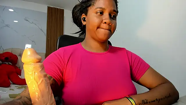 Snapshot of ZahraRose chatting on January 2026 08:12:02 PM ZahraRose online show from January 2026 08:12:02 PM