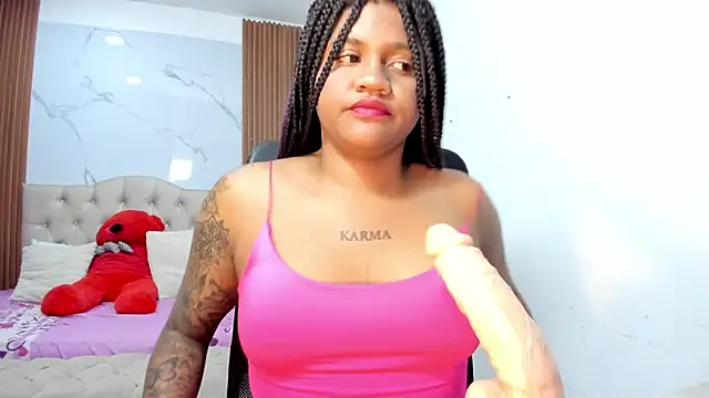 Snapshot of ZahraRose chatting on February 2026 08:13:02 PM ZahraRose online show from February 2026 08:13:02 PM