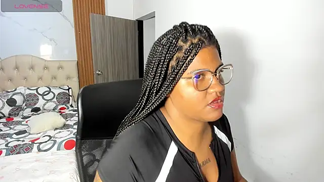 Snapshot of ZahraRose chatting on May 2026 09:12:02 PM ZahraRose online show from May 2026 09:12:02 PM