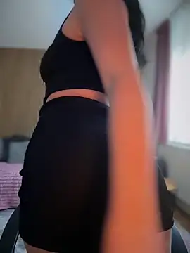 Snapshot of YoungHotMilf97 chatting on February 2026 08:34:02 AM YoungHotMilf97 online show from February 2026 08:34:02 AM