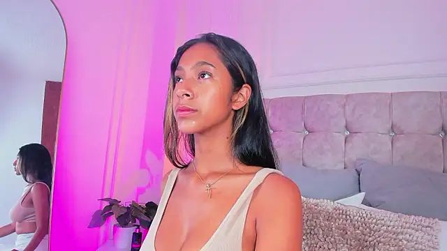 JasmineRoss 1 online show from February 2026 07:37:02 PM