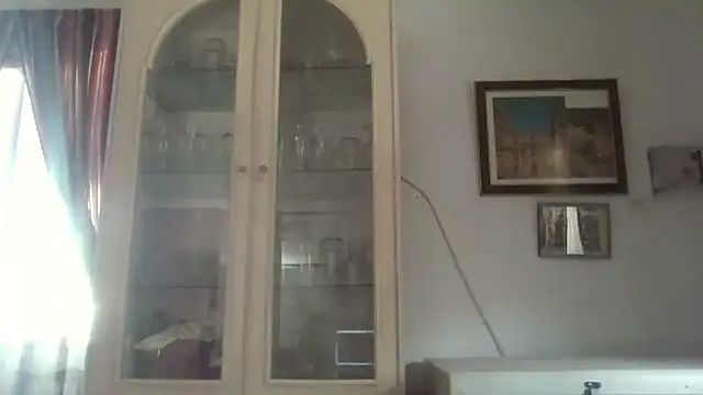 llopaco online show from October 2025 11:47:02 AM