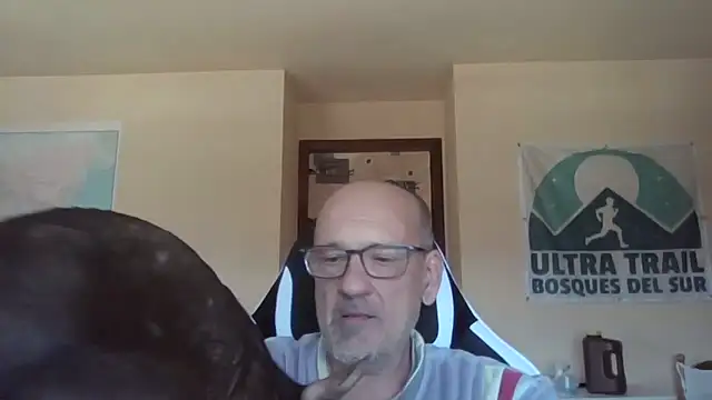 llopaco online show from April 2026 11:00:02 AM