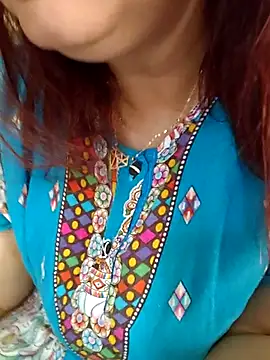 Loly2025 online show from April 2026 10:46:01 AM