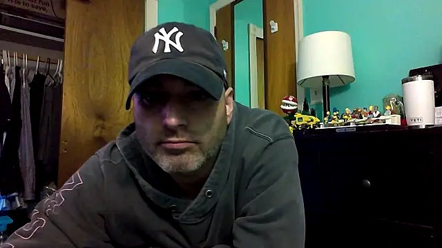 Snapshot of Novabear6996 chatting on February 2025 03:15:02 AM Novabear6996 online show from February 2025 03:15:02 AM