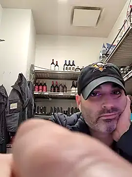 Snapshot of Novabear6996 chatting on March 2025 12:48:01 PM Novabear6996 online show from March 2025 12:48:01 PM