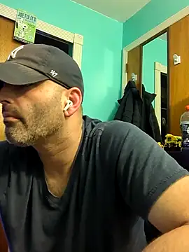 Snapshot of Novabear6996 chatting on March 2025 06:37:01 AM Novabear6996 online show from March 2025 06:37:01 AM