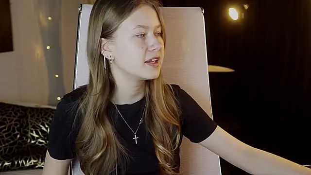 EveMundie online show from March 2026 06:30:01 AM