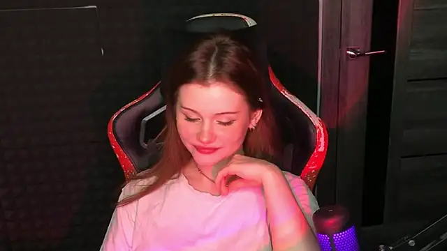 Snapshot of baby_Milaaaaaaa chatting on February 2025 02:26:01 AM baby Milaaaaaaa online show from February 2025 02:26:01 AM