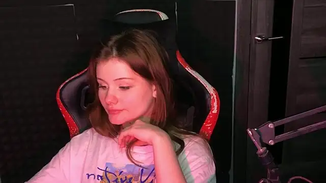 Snapshot of baby_Milaaaaaaa chatting on March 2025 08:00:01 PM baby Milaaaaaaa online show from March 2025 08:00:01 PM