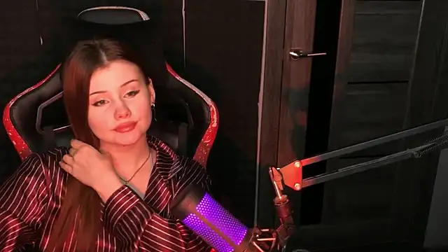 Snapshot of baby_Milaaaaaaa chatting on March 2025 08:37:02 PM baby Milaaaaaaa online show from March 2025 08:37:02 PM