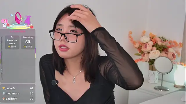 Snapshot of HitomiAoki chatting on March 2025 05:50:02 PM HitomiAoki online show from March 2025 05:50:02 PM