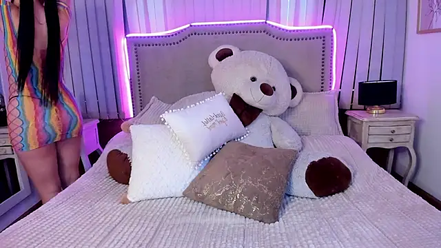 Ivanna West online show from March 2025 11:36:02 AM