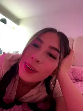 Ivanna West online show from December 2025 01:22:01 AM