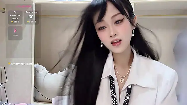 yueyue2003 online show from June 2026 12:36:02 PM
