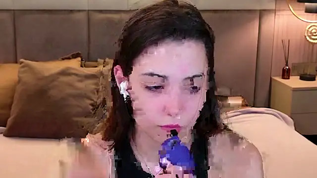 Alice Deleon online show from September 2025 08:54:01 PM